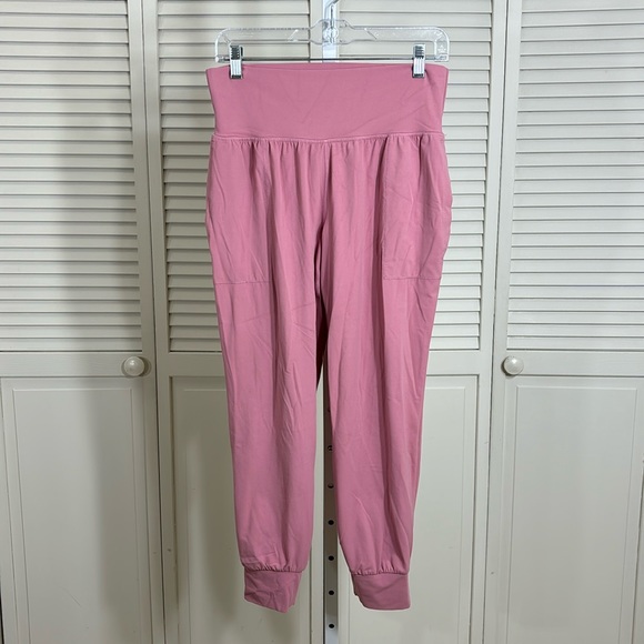 ATHLETA Salutation Jogger Pants Antique Rose #531288 Medium Petite - Picture 4 of 12